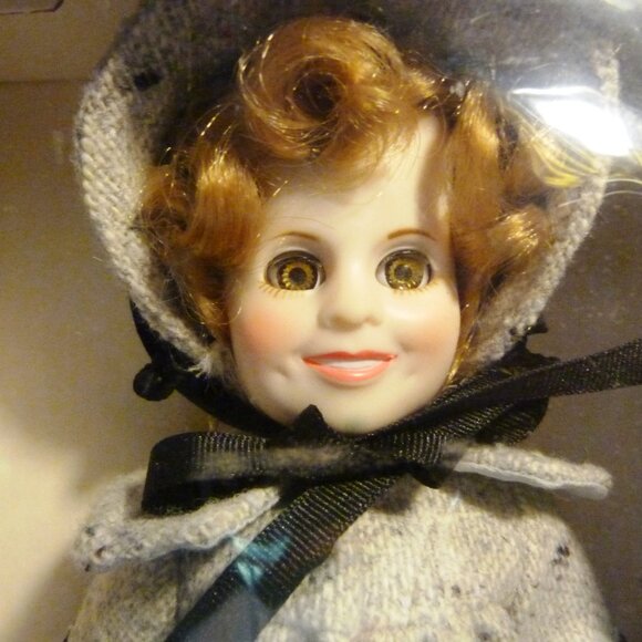 IDEAL SHIRLEY TEMPLE DOLL COLLECTION 1983 DIMPLES 12" DOLL IN BOX # 3P-4141-0000 - Picture 13 of 13